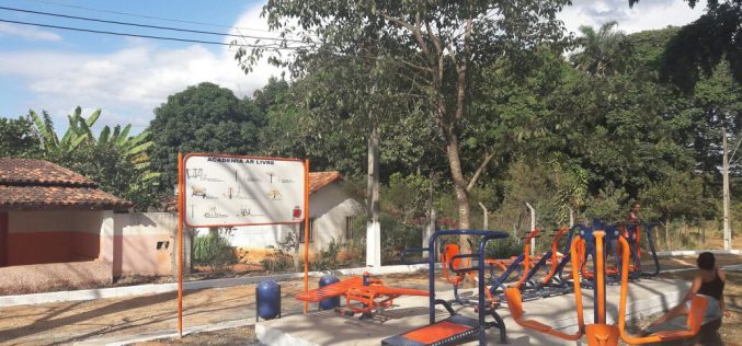 Academia ao ar livre inaugurada na Comunidade de Silva Xavier