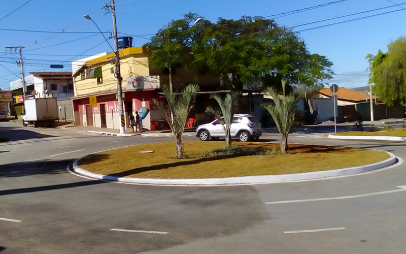 Obra no cruzamento da rua Santa Juliana é inaugurada nesta quinta-feira