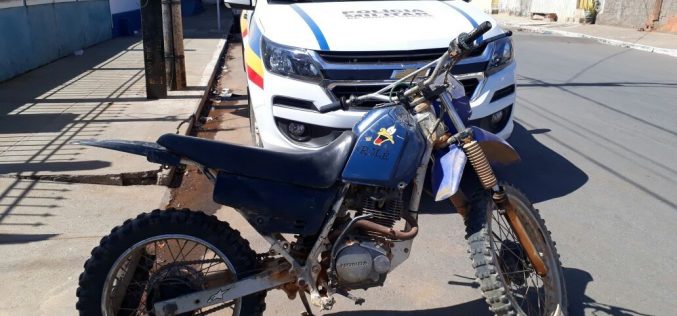 Moto furtada foi apreendida e condutor é preso por receptação em Paraopeba