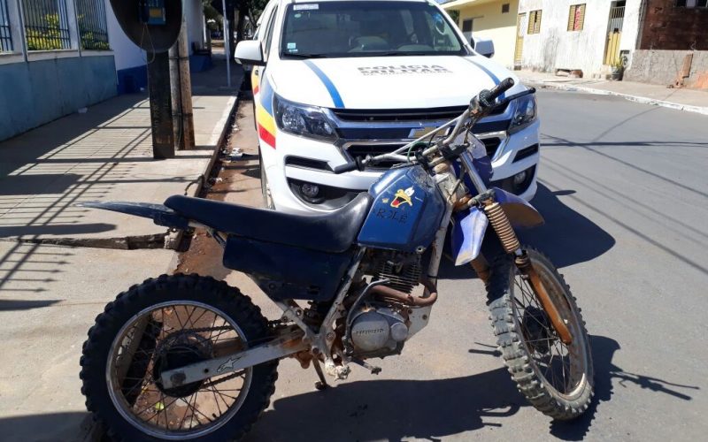 Moto furtada foi apreendida e condutor é preso por receptação em Paraopeba