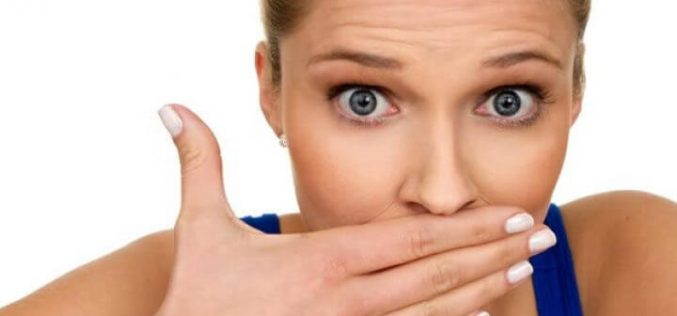Seis hábitos que prejudicam a sua saúde bucal
