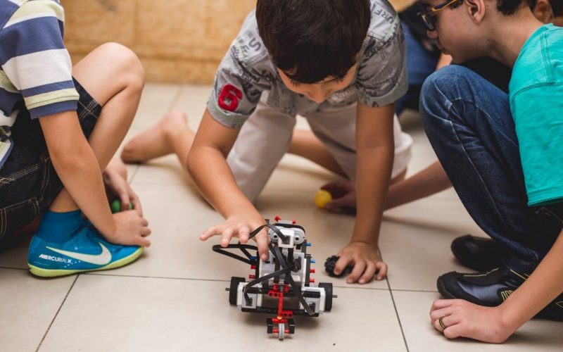 Shopping Sete Lagoas recebe oficina gratuita de robótica para crianças