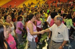 Prefeitura promove noite especial para 1200 mulheres do programa Saúde em Movimento