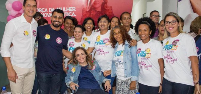 Mais de 300 mulheres levam seu apoio a Douglas Melo em lançamento do Comitê Feminino