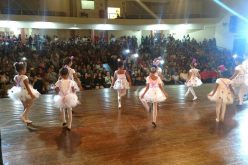 Centenas de pessoas prestigiaram a 1ª Mostra de Dança do PELC