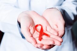 AIDS mata menos, mas número de casos registrados aumenta