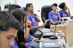 Parlamento Jovem de Sete Lagoas tem projeto transformado em lei