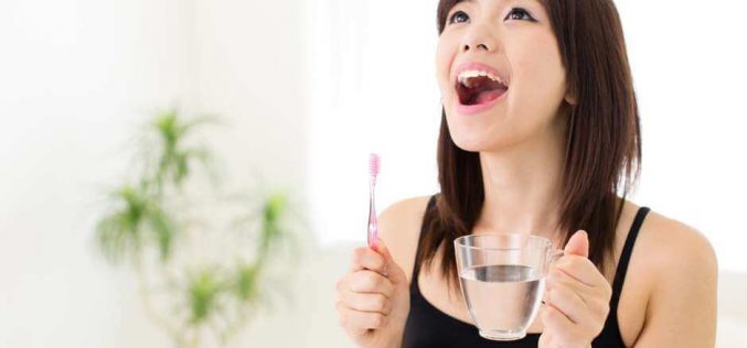 Conheça os benefícios da água para a saúde bucal