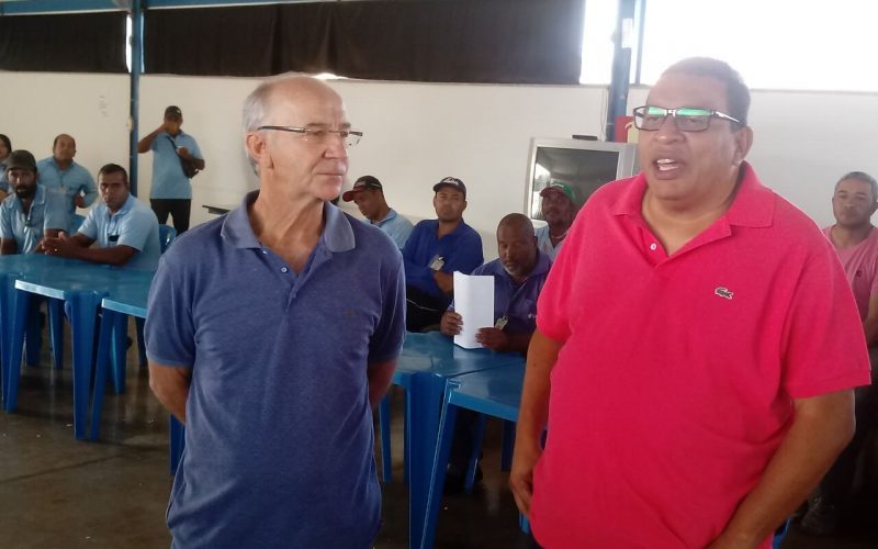 Caramelo apresenta novo presidente do SAAE Toninho Macarrão, servidor efetivo há 41 anos da Prefeitura, assume a autarquia.