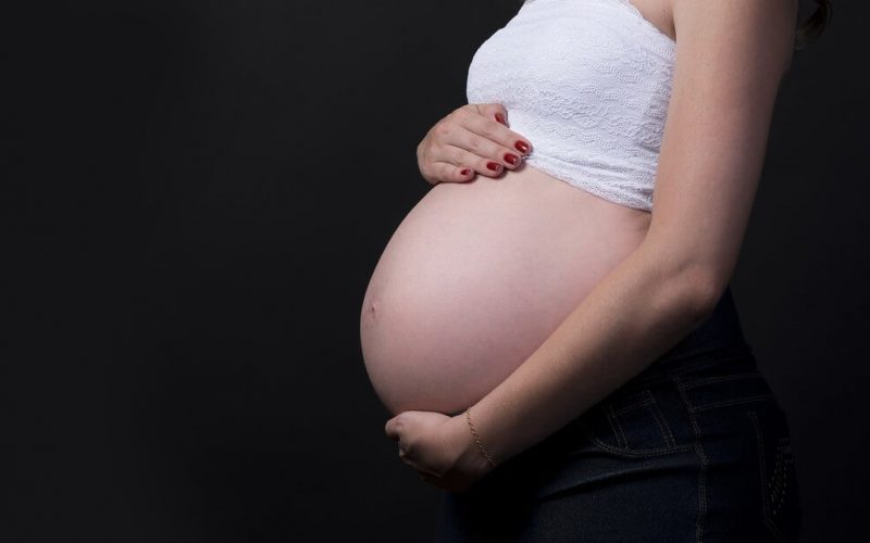Gravidez e Coronavírus: Omint alerta sobre cuidados com gestantes e recém-nascidos durante o distanciamento social
