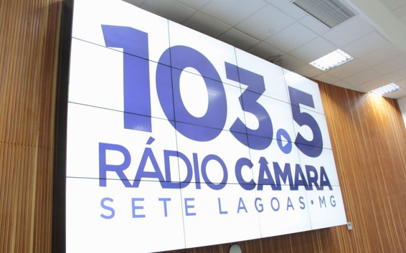 Uma nova rádio FM já está no ar em Sete Lagoas com muita música